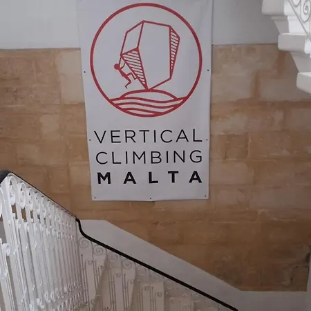 Vertical Climbing Malta Qrendi