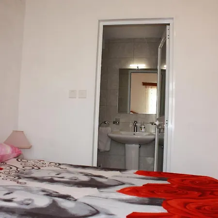 Homestay Vertical Climbing Malta Qrendi