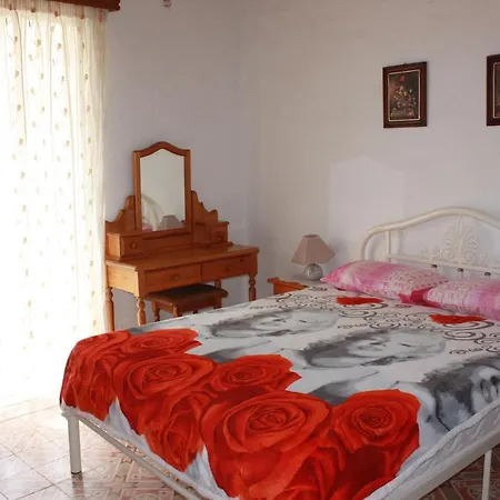 Vertical Climbing Malta 홈스테이 Qrendi