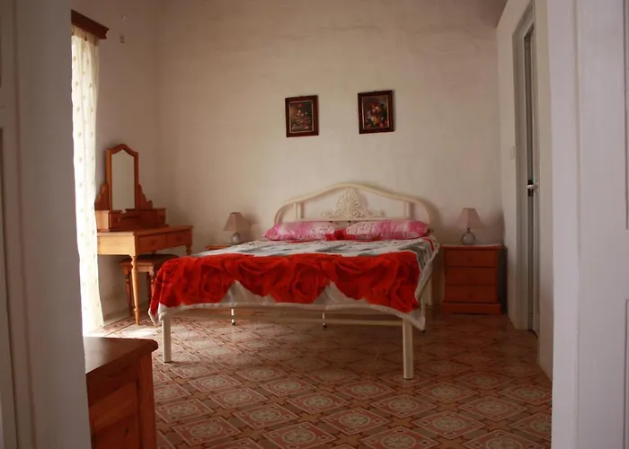 Vertical Climbing Malta * Qrendi